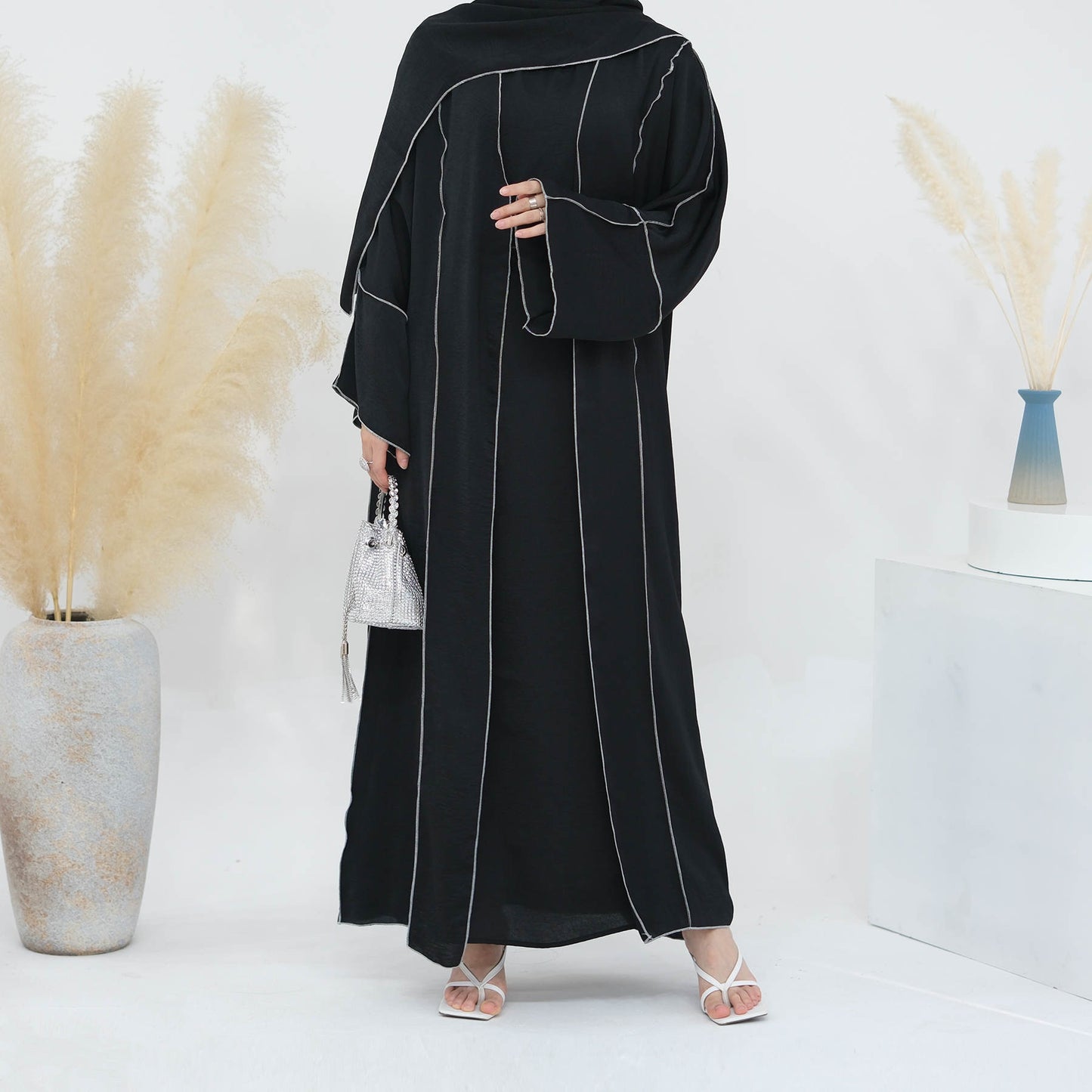 AMARA Abaya inkl. passenden Hijab (Vier-Teiler)