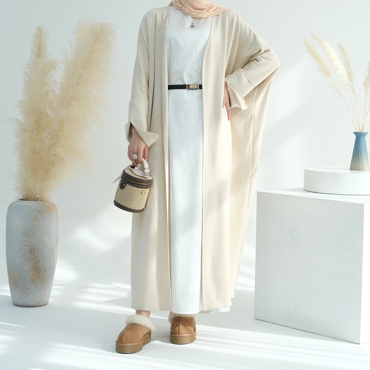 JAMIRA Open Abaya