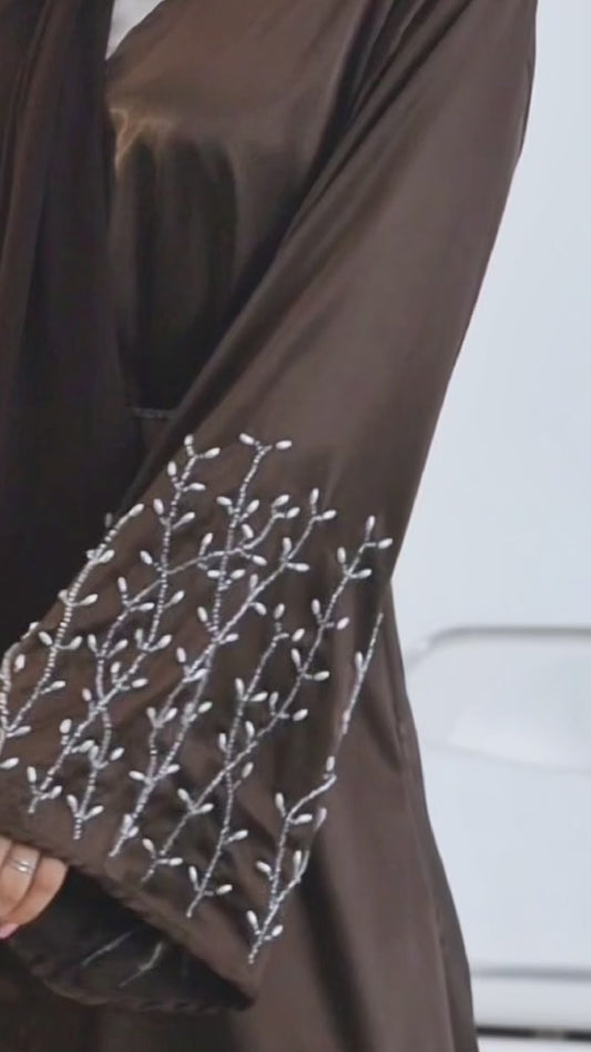 NADIRA Abaya